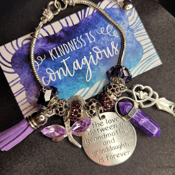 2 for 40$ Purple Bullet Pendant charm 💜 bracelet - Picture 4 of 5